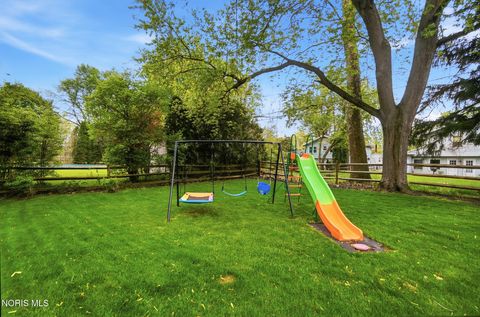 Tiny photo for 7556 Club Road, Sylvania, OH 43560 (MLS # 10006891)