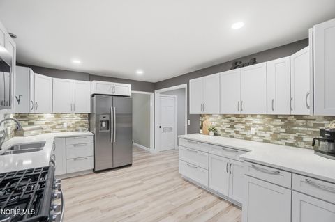 Tiny photo for 7556 Club Road, Sylvania, OH 43560 (MLS # 10006891)