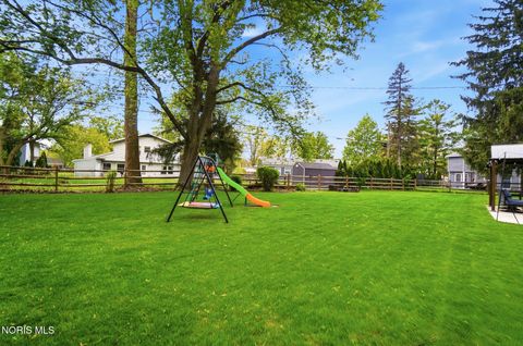 Tiny photo for 7556 Club Road, Sylvania, OH 43560 (MLS # 10006891)