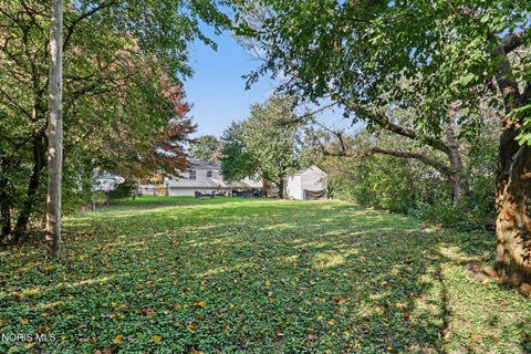 Tiny photo for 135 Southwood Drive, Perrysburg, OH 43551 (MLS # 10014573)