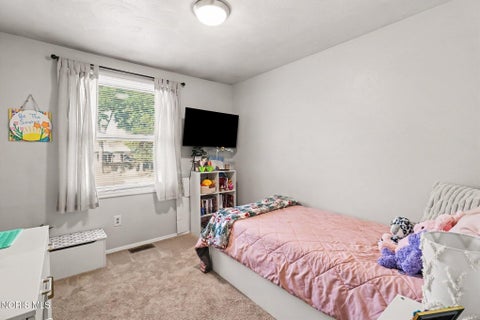 Tiny photo for 135 Southwood Drive, Perrysburg, OH 43551 (MLS # 10014573)