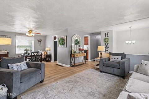 Tiny photo for 135 Southwood Drive, Perrysburg, OH 43551 (MLS # 10014573)