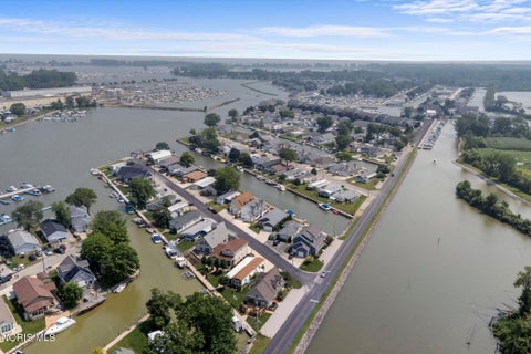 Tiny photo for 1541 N Anchor Avenue, Port Clinton, OH 43452 (MLS # 10010739)