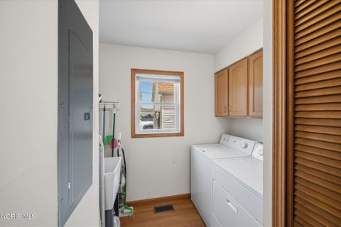 Tiny photo for 1541 N Anchor Avenue, Port Clinton, OH 43452 (MLS # 10010739)