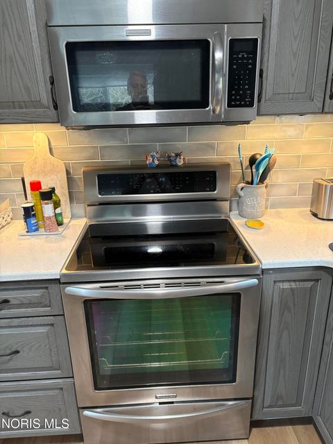 Tiny photo for 1944 Silverpine Court, Toledo, OH 43615 (MLS # 10005153)