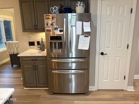 Tiny photo for 1944 Silverpine Court, Toledo, OH 43615 (MLS # 10005153)