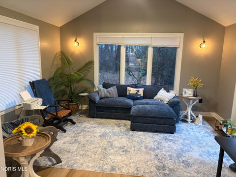 Tiny photo for 1944 Silverpine Court, Toledo, OH 43615 (MLS # 10005153)