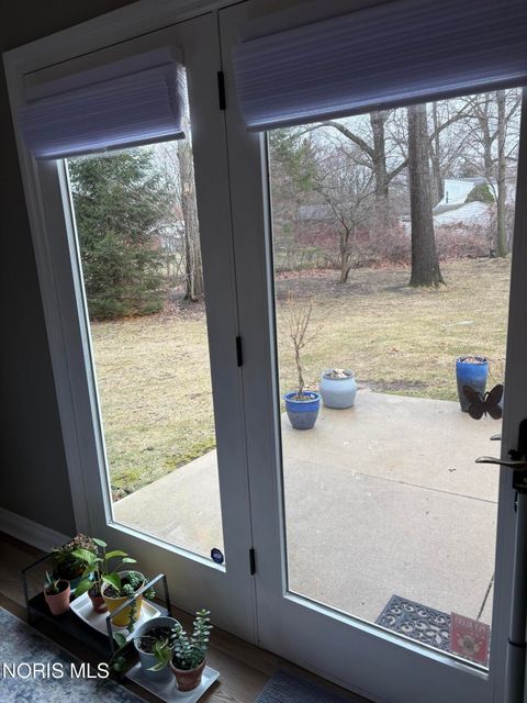 Tiny photo for 1944 Silverpine Court, Toledo, OH 43615 (MLS # 10005153)