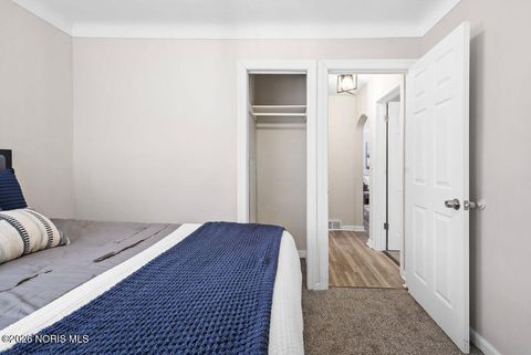 Tiny photo for 5845 Cook Drive, Toledo, OH 43615 (MLS # 10003965)