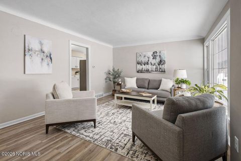 Tiny photo for 5845 Cook Drive, Toledo, OH 43615 (MLS # 10003965)