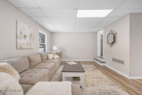 Tiny photo for 5845 Cook Drive, Toledo, OH 43615 (MLS # 10003965)