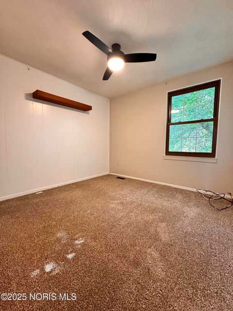 Tiny photo for 11 Meadowbrook Drive, Perrysburg, OH 43551 (MLS # 10002562)