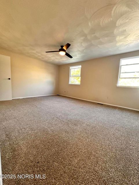 Tiny photo for 11 Meadowbrook Drive, Perrysburg, OH 43551 (MLS # 10002562)