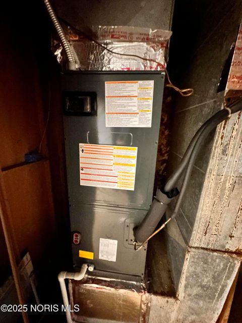 Tiny photo for 11 Meadowbrook Drive, Perrysburg, OH 43551 (MLS # 10002562)