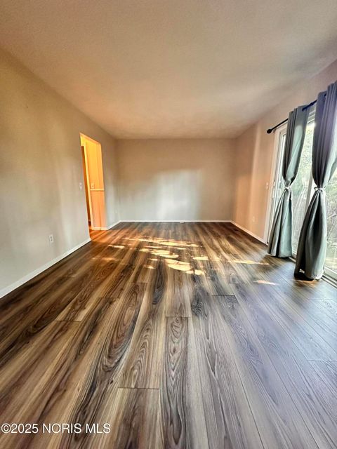 Tiny photo for 11 Meadowbrook Drive, Perrysburg, OH 43551 (MLS # 10002562)