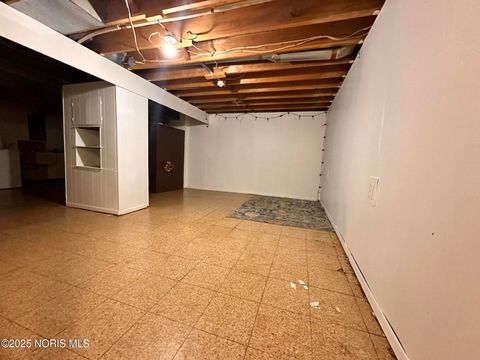 Tiny photo for 11 Meadowbrook Drive, Perrysburg, OH 43551 (MLS # 10002562)