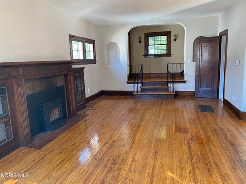 Photo of 2932 Gunckel Boulevard, Toledo, OH 43606 (MLS # 10013052)