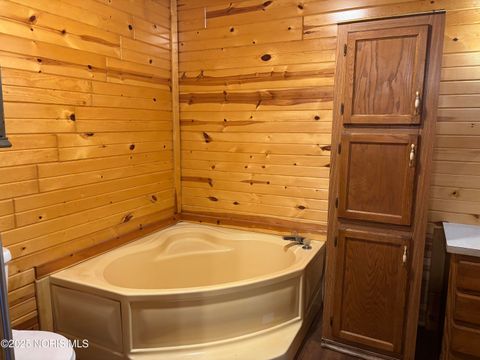 Tiny photo for 873 County Road 5, Deshler, OH 43516 (MLS # 10000068)