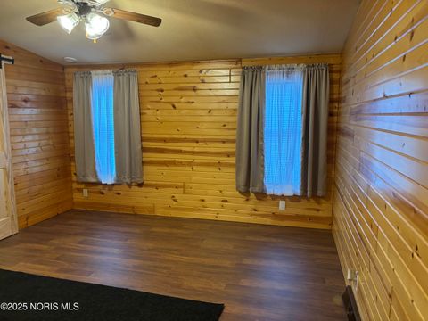 Tiny photo for 873 County Road 5, Deshler, OH 43516 (MLS # 10000068)