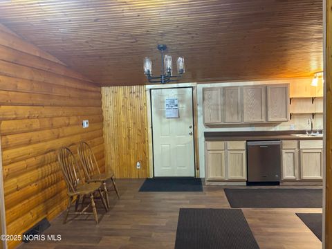 Tiny photo for 873 County Road 5, Deshler, OH 43516 (MLS # 10000068)