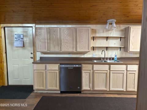 Tiny photo for 873 County Road 5, Deshler, OH 43516 (MLS # 10000068)