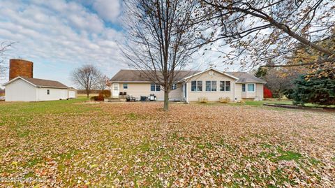Tiny photo for 1936 County Road 222, Fremont, OH 43420 (MLS # 10001652)