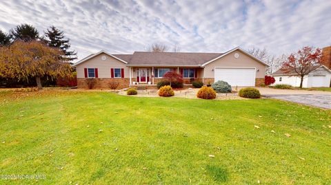 Tiny photo for 1936 County Road 222, Fremont, OH 43420 (MLS # 10001652)