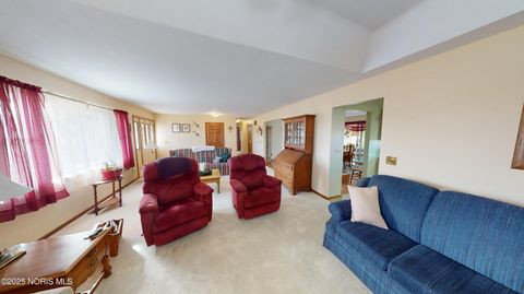 Tiny photo for 1936 County Road 222, Fremont, OH 43420 (MLS # 10001652)