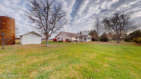 Tiny photo for 1936 County Road 222, Fremont, OH 43420 (MLS # 10001652)