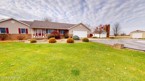 Photo of 1936 County Road 222, Fremont, OH 43420 (MLS # 10001652)