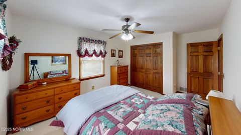 Tiny photo for 1936 County Road 222, Fremont, OH 43420 (MLS # 10001652)