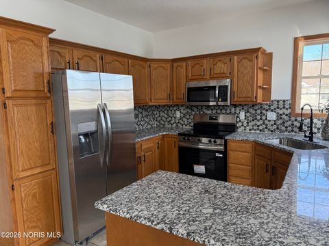 Tiny photo for 1302 Wedgewood Drive, Fostoria, OH 44830 (MLS # 10003073)