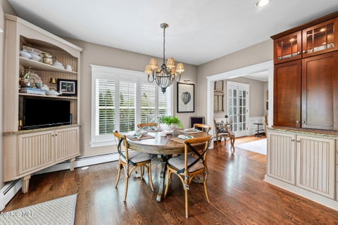 Tiny photo for 209 W 2nd Street, Perrysburg, OH 43551 (MLS # 10010450)