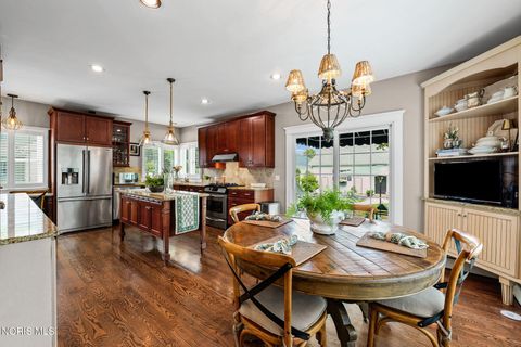 Tiny photo for 209 W 2nd Street, Perrysburg, OH 43551 (MLS # 10010450)