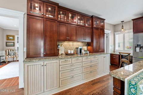 Tiny photo for 209 W 2nd Street, Perrysburg, OH 43551 (MLS # 10010450)