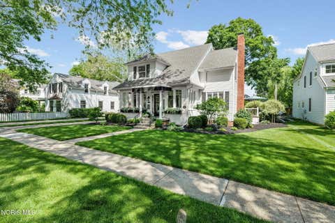 Tiny photo for 209 W 2nd Street, Perrysburg, OH 43551 (MLS # 10010450)