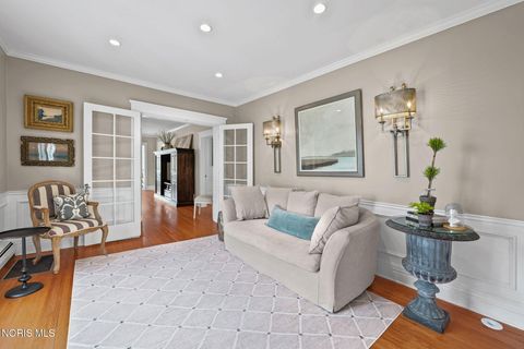 Tiny photo for 209 W 2nd Street, Perrysburg, OH 43551 (MLS # 10010450)