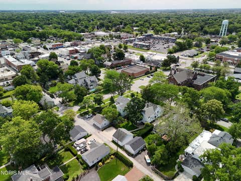 Tiny photo for 209 W 2nd Street, Perrysburg, OH 43551 (MLS # 10010450)