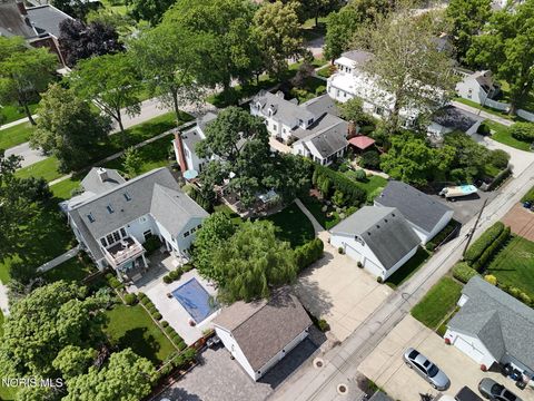 Tiny photo for 209 W 2nd Street, Perrysburg, OH 43551 (MLS # 10010450)