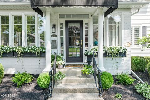 Tiny photo for 209 W 2nd Street, Perrysburg, OH 43551 (MLS # 10010450)