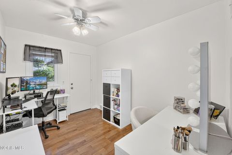 Tiny photo for 3354 Christie Boulevard, Toledo, OH 43606 (MLS # 10009577)