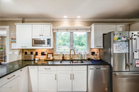Tiny photo for 3033 Westchester Road, Toledo, OH 43615 (MLS # 10013011)