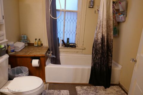 Tiny photo for 622 Church Street, Toledo, OH 43605 (MLS # 10002317)