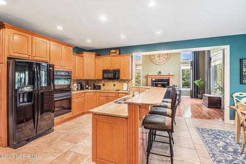 Tiny photo for 3963 Coneflower Lane, Maumee, OH 43537 (MLS # 10003434)