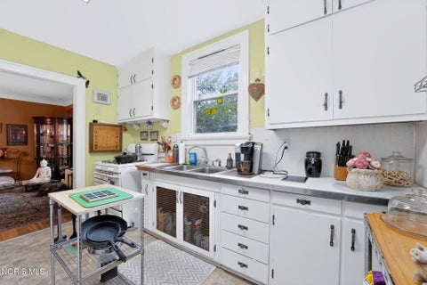 Tiny photo for 30 Birckhead Place, Toledo, OH 43608 (MLS # 10013767)