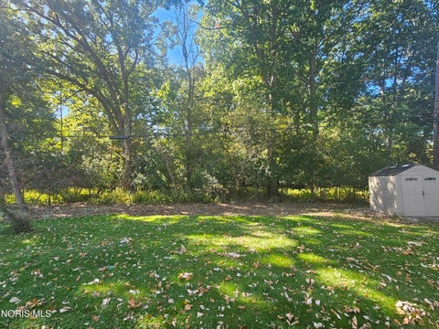 Tiny photo for 2751 Hemlock Drive, Toledo, OH 43614 (MLS # 10014470)