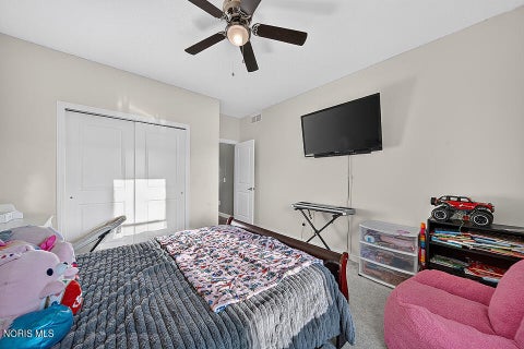 Tiny photo for 9318 Colonel Drive, Findlay, OH 45840 (MLS # 10013532)