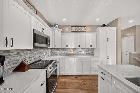 Tiny photo for 9318 Colonel Drive, Findlay, OH 45840 (MLS # 10013532)