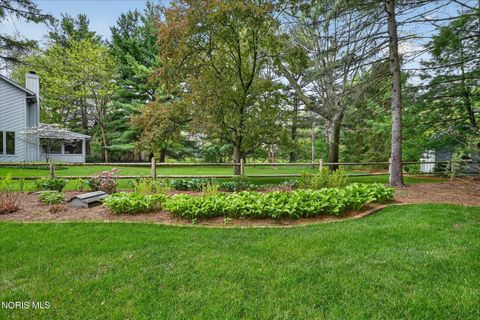 Tiny photo for 4455 Falconhurst Court, Sylvania, OH 43560 (MLS # 10008385)