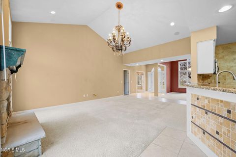 Tiny photo for 6708 Buck Creek Dr Dr, Maumee, OH 43537 (MLS # 10004860)